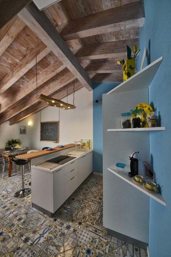 Ferienwohnung Attico Da Maria Polpenazze del Garda Exterior foto